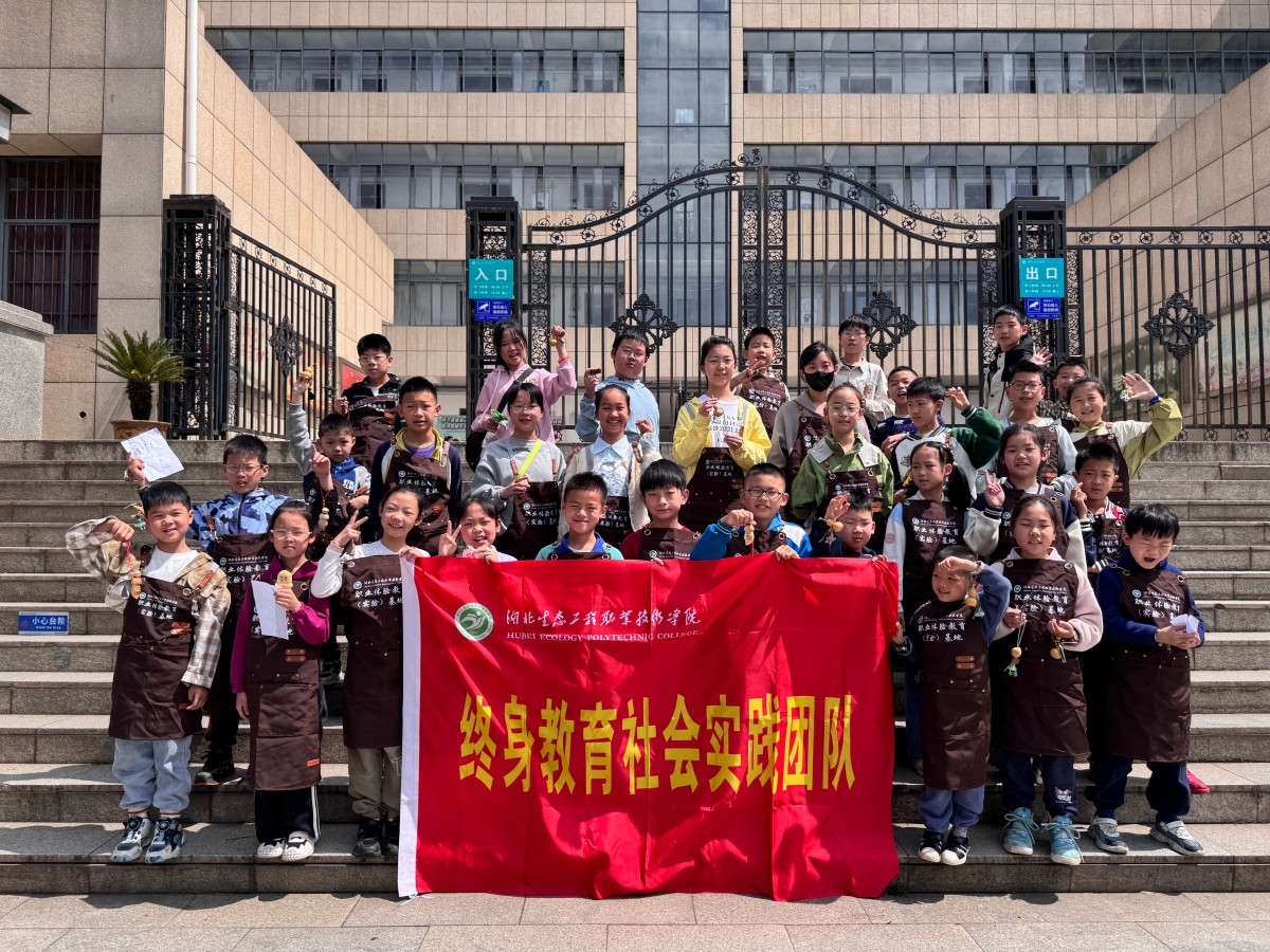 1777259468283415.jpg D4CCD3CD35FAC2A16E5314C9DF48EDED.jpg